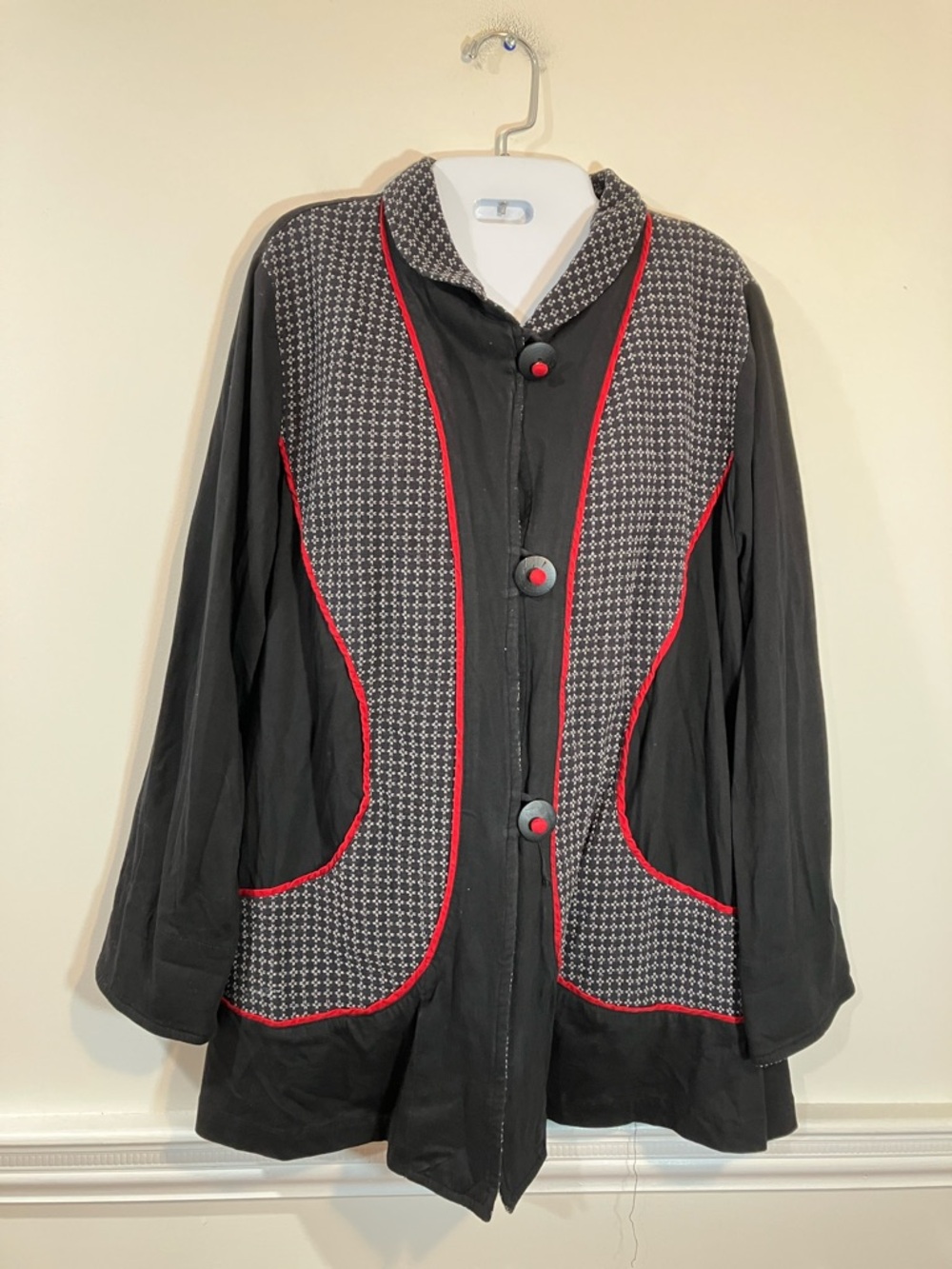 Cupcake brand Black & Red Women's Button Jacket with Houndstooth Panels L